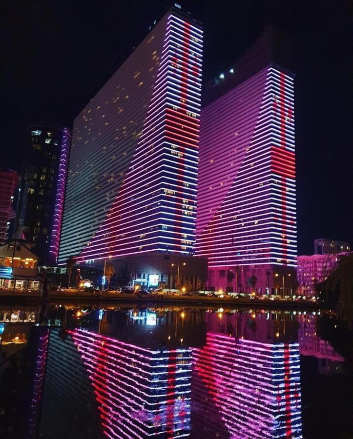 Orbi Twin Tower Apartement 바투미 외부 사진